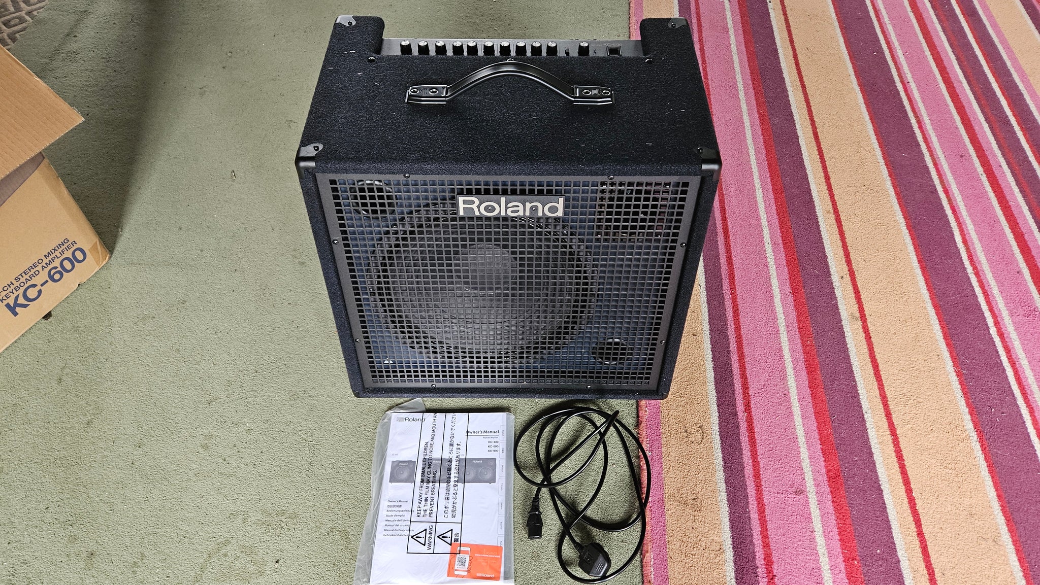 Roland KC-600 Keyboard Combo Amplifier