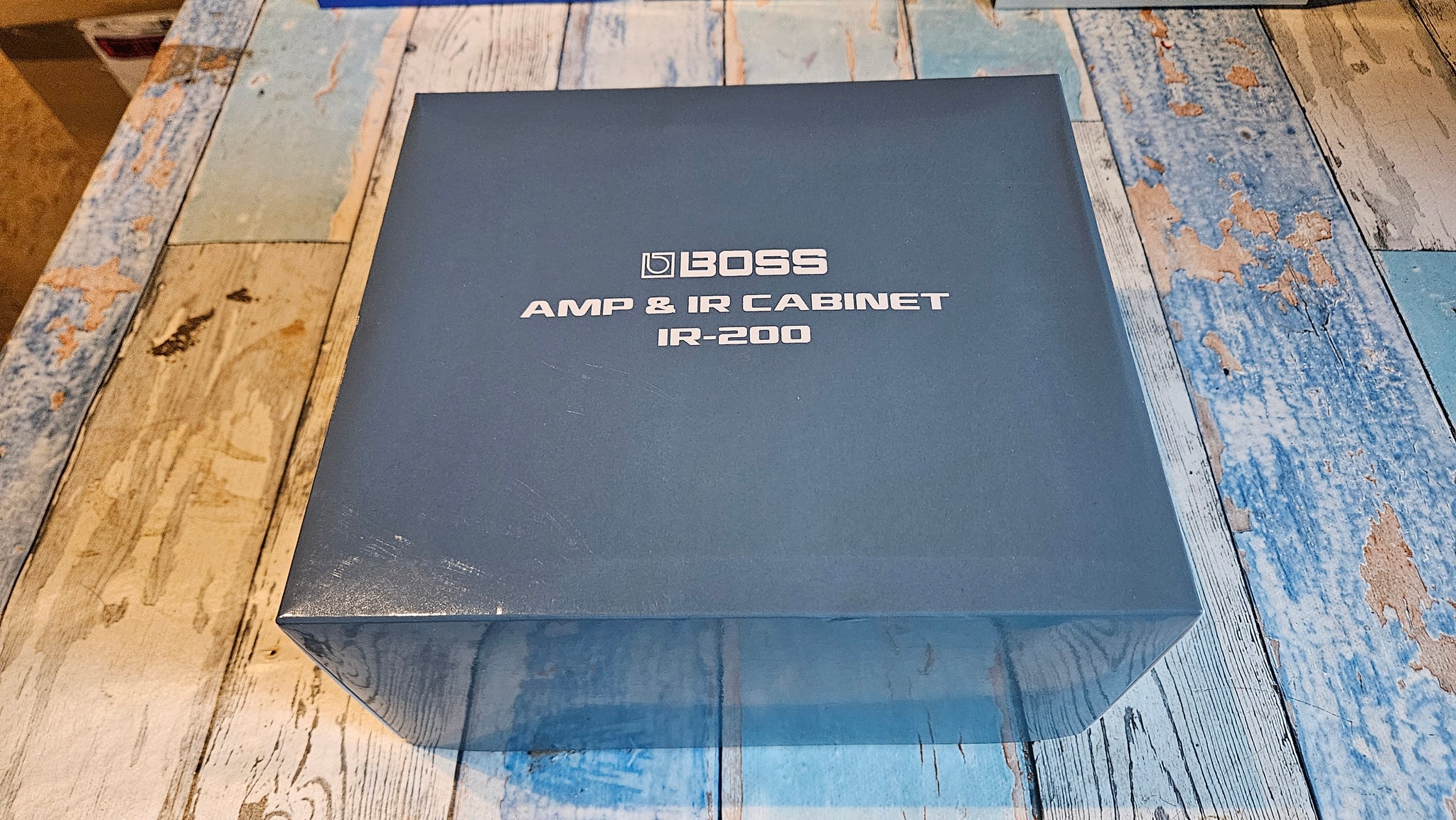 Boss IR-200 Amp & Cabinet Pedal